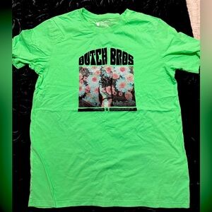 Dutch Bros Shirt XL